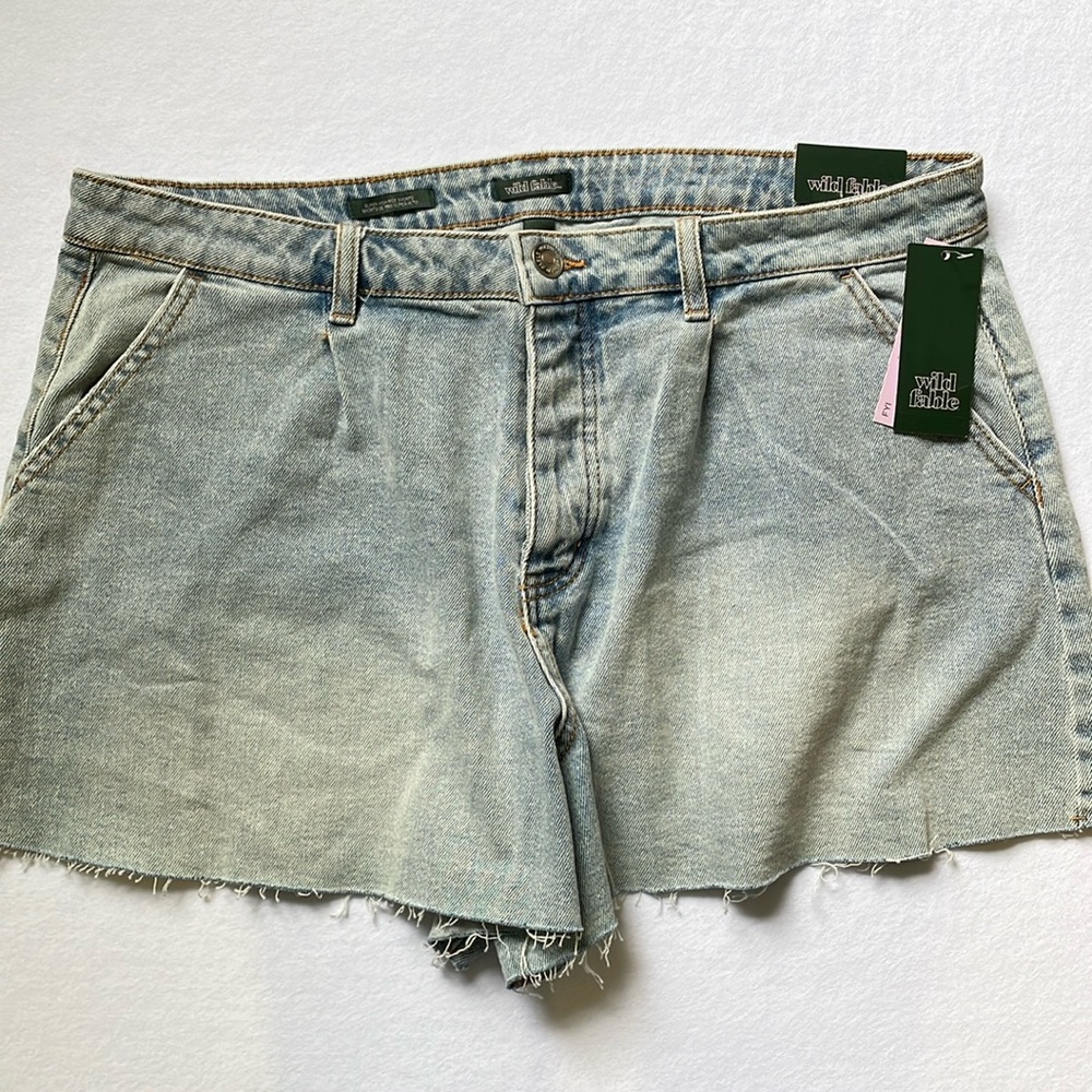 NWT Wild Fable Jean Shorts